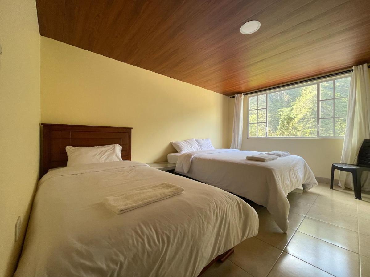 Penthouse W/Rooftop Terrace - Volcano View Apartment Banos  Bagian luar foto